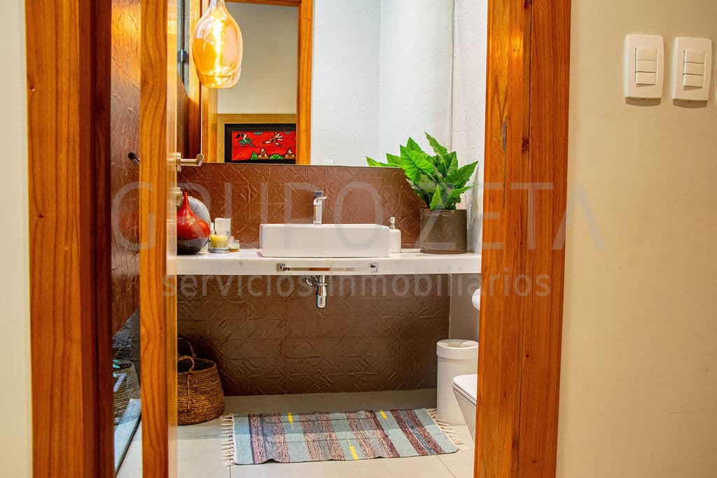 Casa Semi Amoblada De 4 Dormitorios En Villa Morra, foto 2