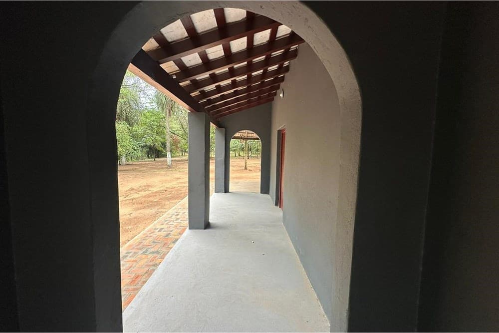 ✨ Gran Oportunidad En Paraguarí: Terreno Amplio Con Casa Incluida, foto 2