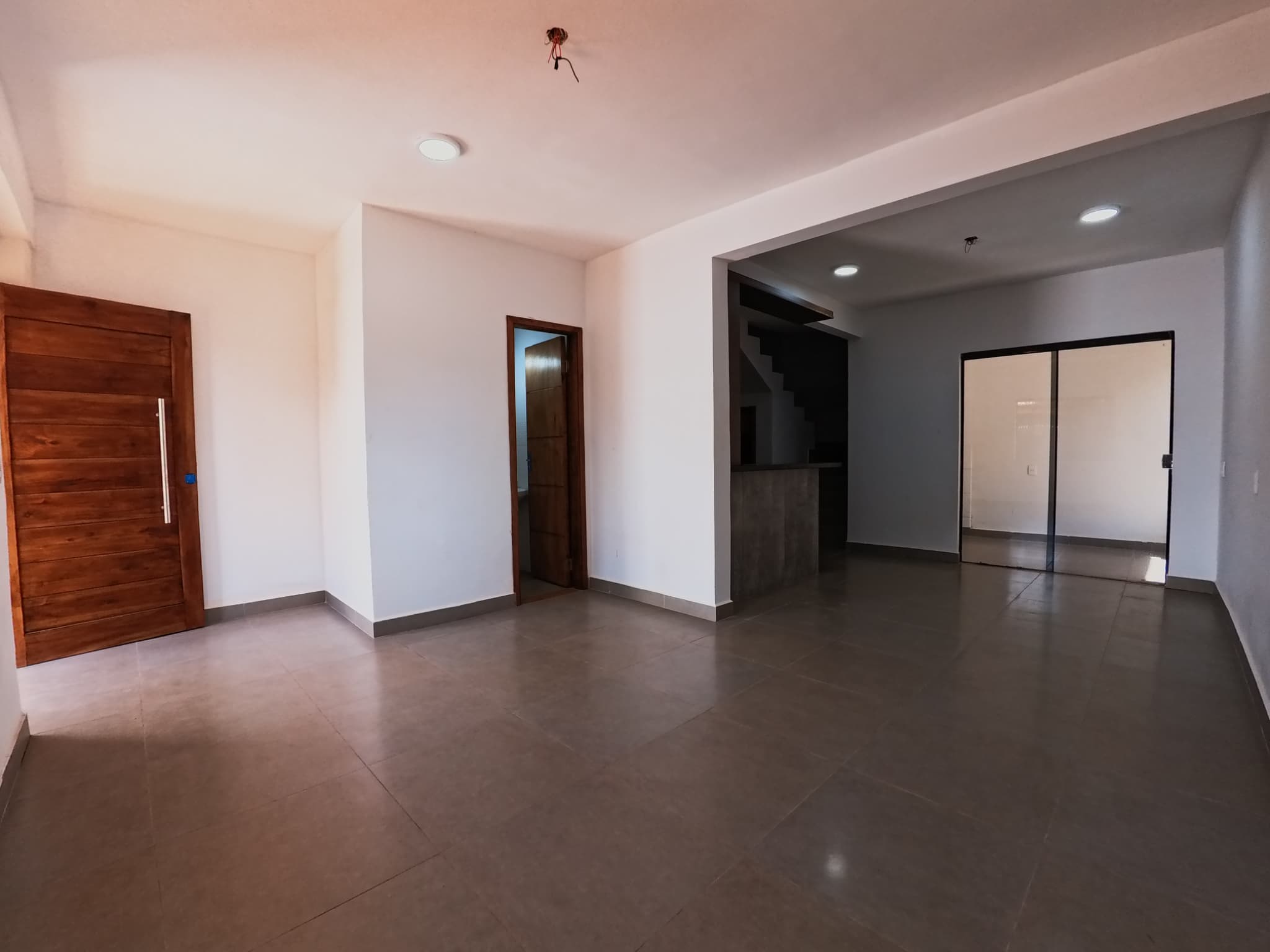 Coqueto duplex a estrenar en Ñemby