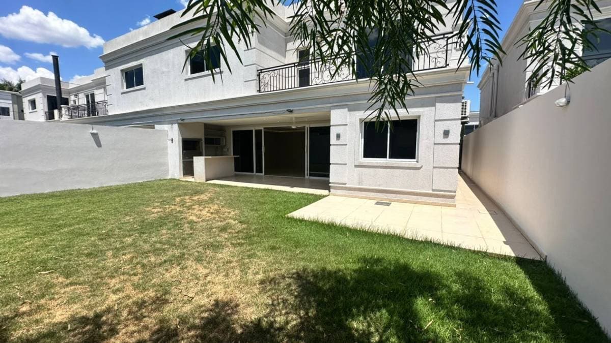 Vivienda Premium de 3 Dormitorios en Condominio Leganzza