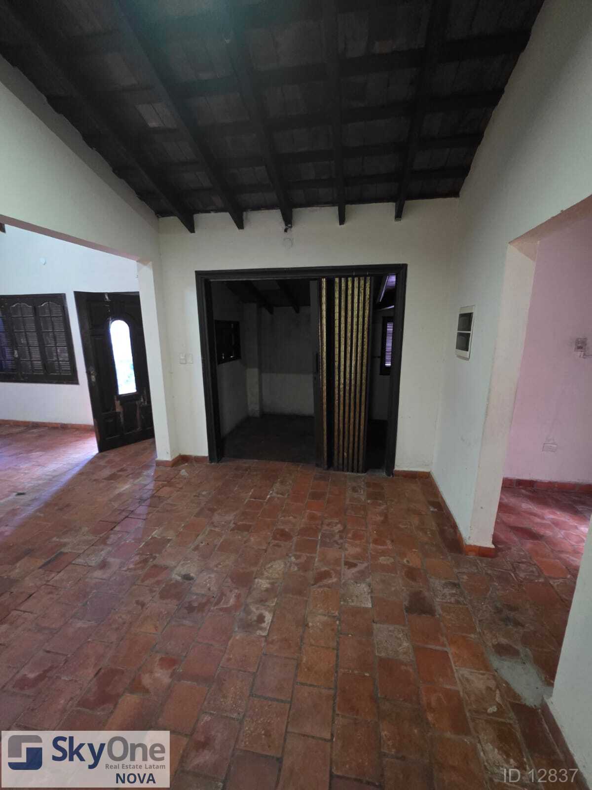Casa a refaccionar en lambare, foto 5