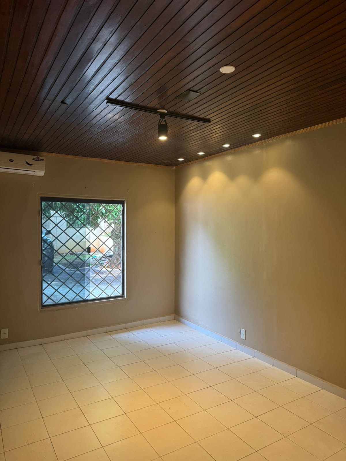 Hermosa residencia en Ciudad del Este área 1 — foto 2