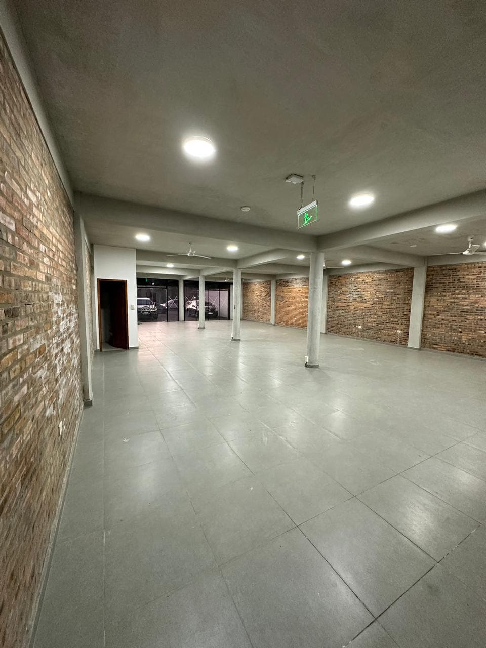 Salon comercial s/ ruta Luque San Lorenzo, foto 5
