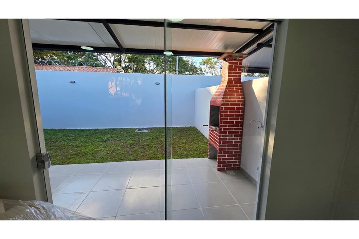 de duplex a estrenar en Mora Kue, Luque, foto 4