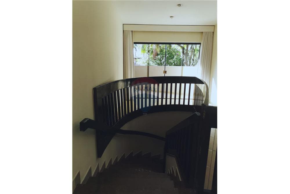 En Venta Lujosa Residencia en Los Laureles, Asuncion, foto 5