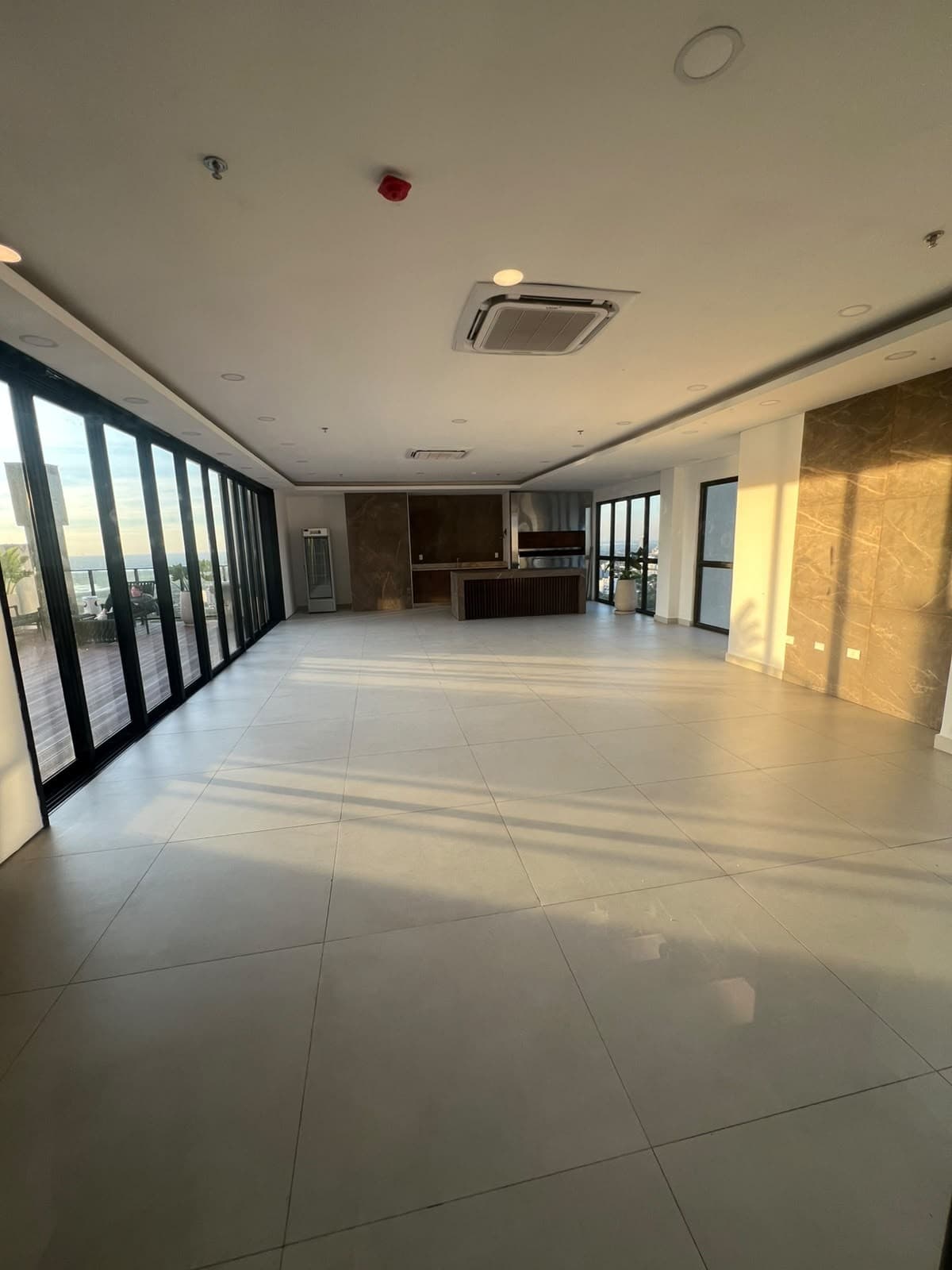 Alquilo departamento a estrenar en barrio Las Mercedes-asuncion