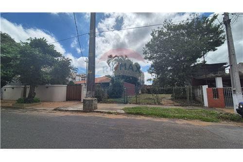 Terreno en ycua sati a pasos de paseo la galeria, foto 2
