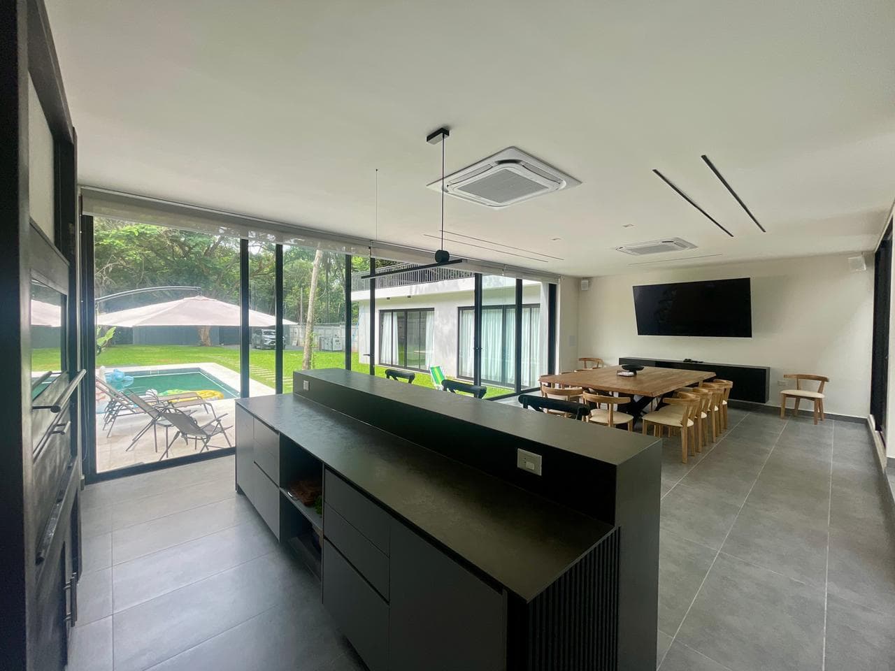 En venta hermosa casa en San Bernardino totalmente amoblada, foto 2