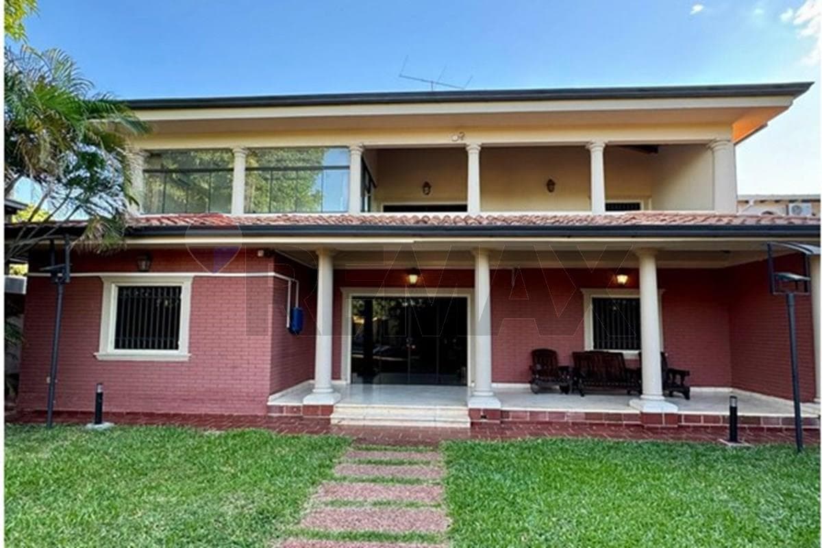 Residencia en alquiler en barrio mburicaó — foto 5