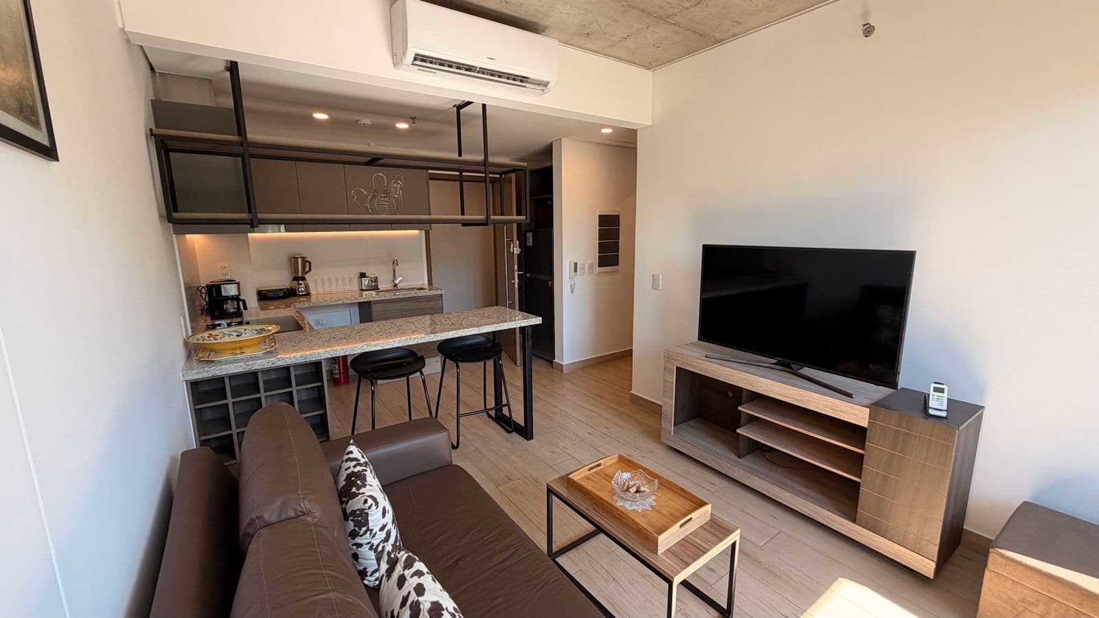 Departamento de 1 dorm amoblado en Las Lomas en alquiler, foto 3