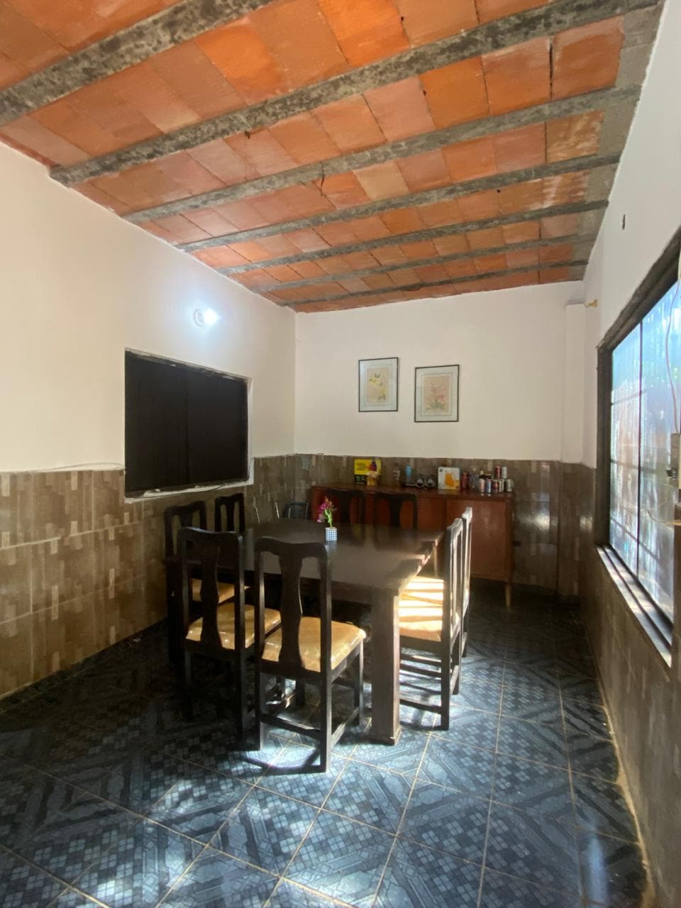 En venta amplia casa en Ñemby, foto 3