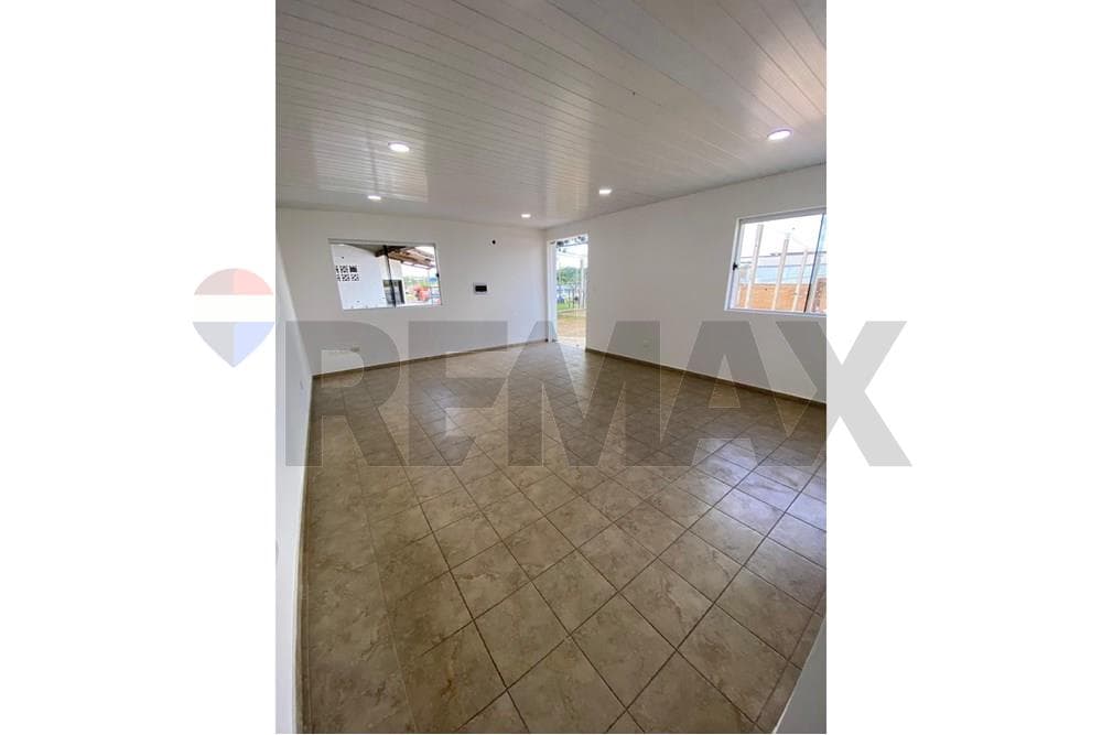 Oficina en alquiler - Villa Elisa — foto 3