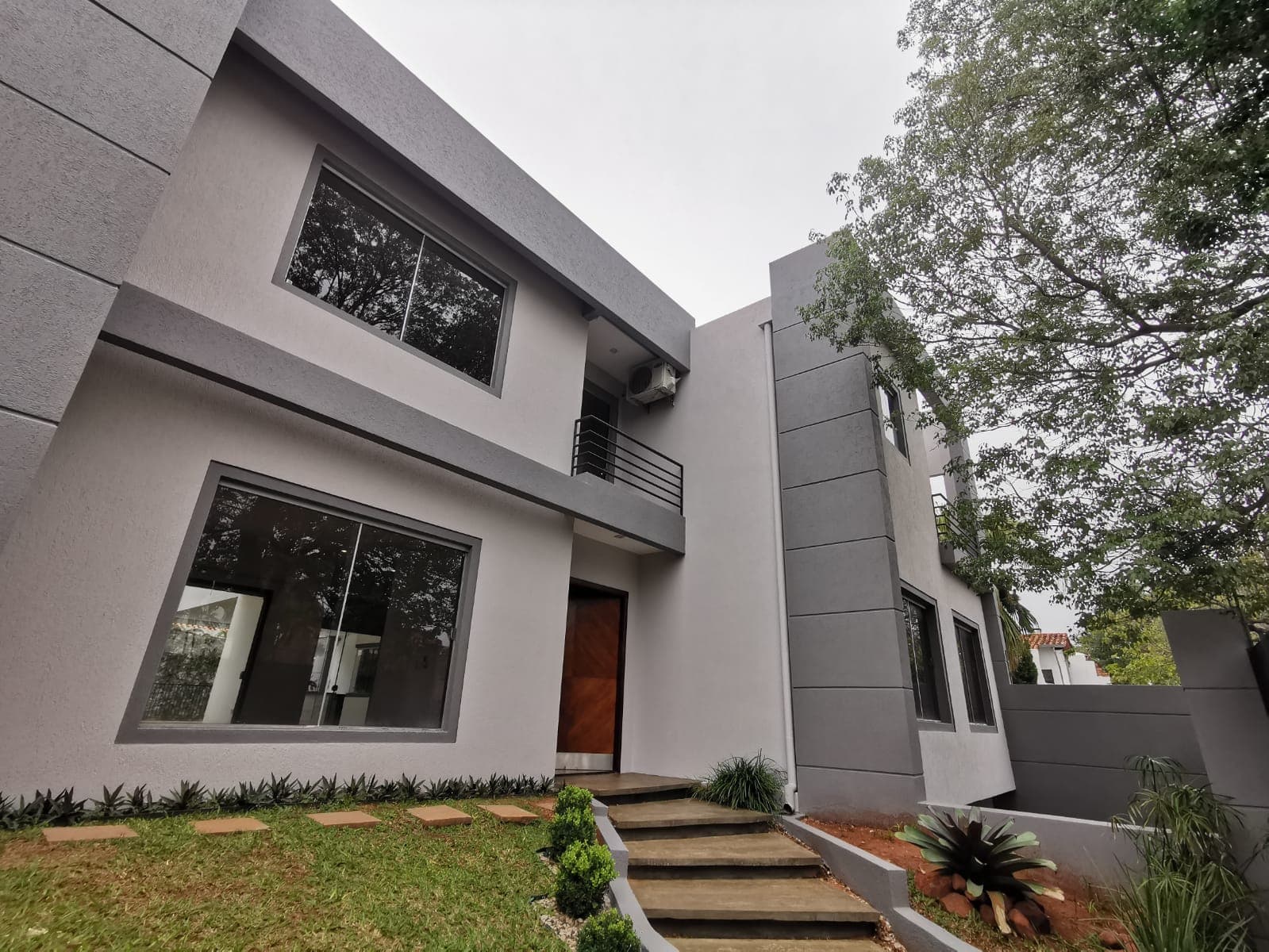 Casa en Los Laureles 4 Dormitorios