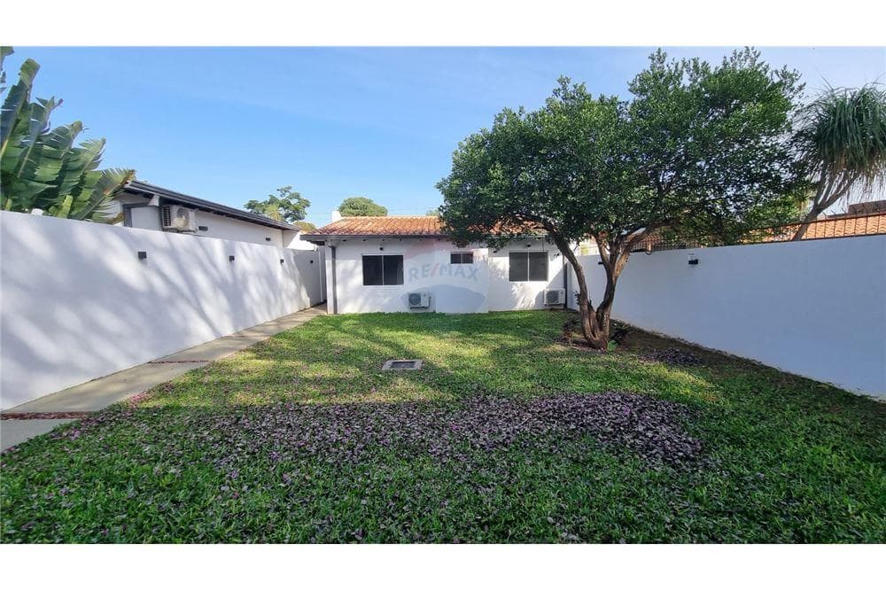 Casa a estrenar en lambare zona arete, foto 2