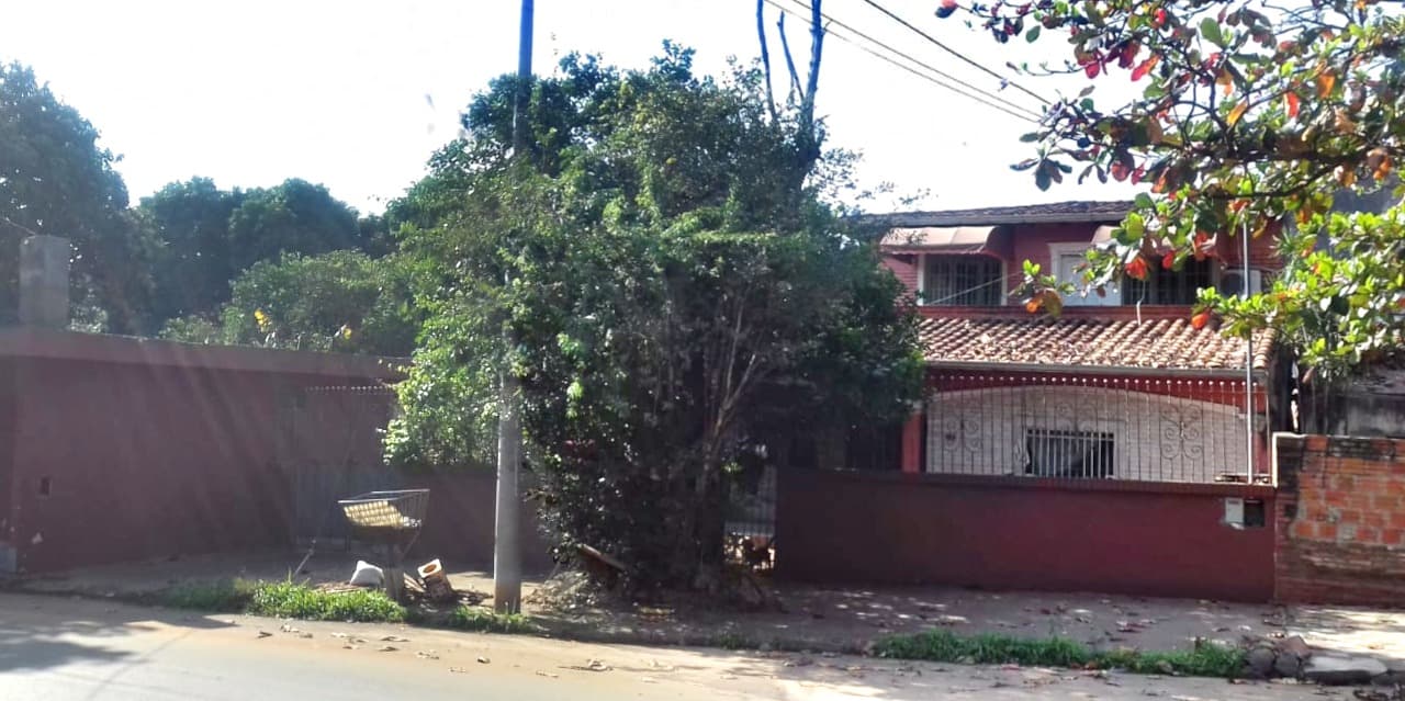 Vendo casa en Fernando de la Mora Z/ Norte a cuadras de Mcal. Estigarribia