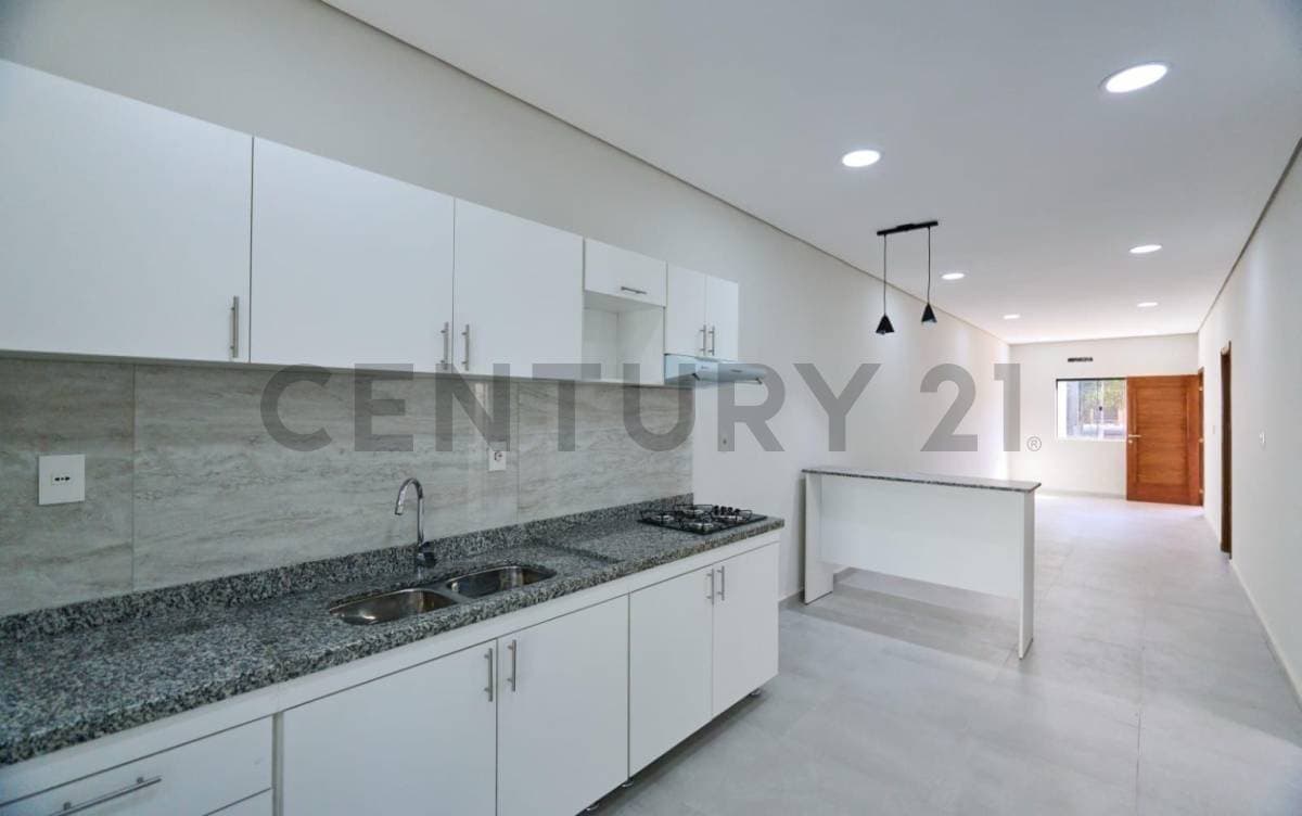 de Casa Dúplex en Luque, Central, foto 4