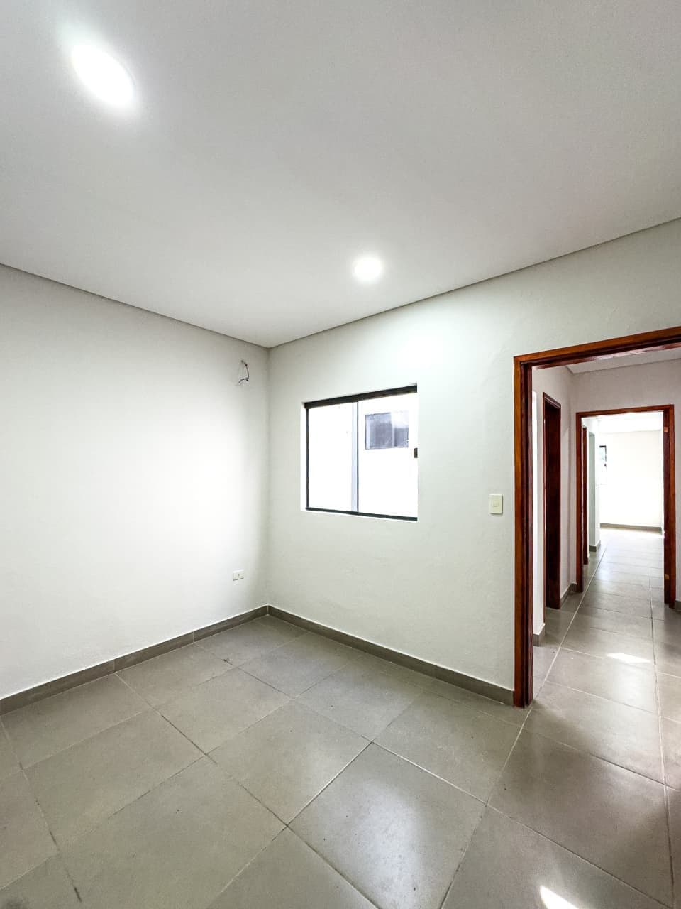 En venta Casa a estrenar en Lambaré 3 Hb, foto 4