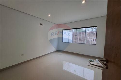 Casa-venta-py Central Mariano Roque Alonso, foto 4