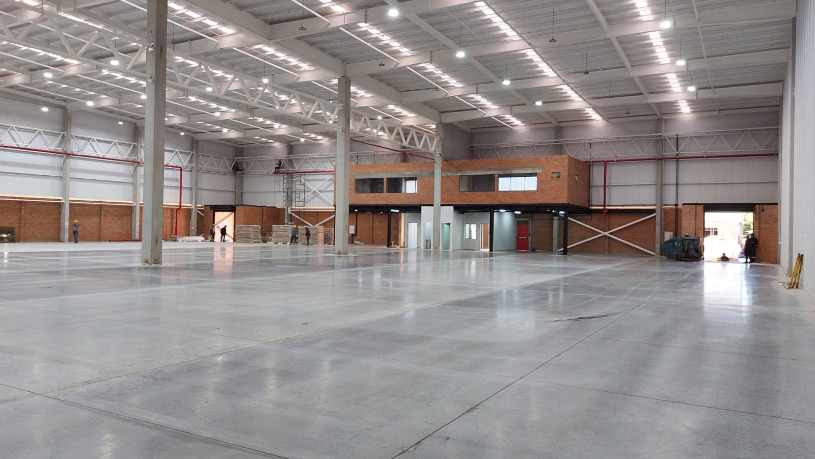 Depositos de primer nivel desde 1.125 m2 zona aeropuerto‼️ c-1142 — foto 4