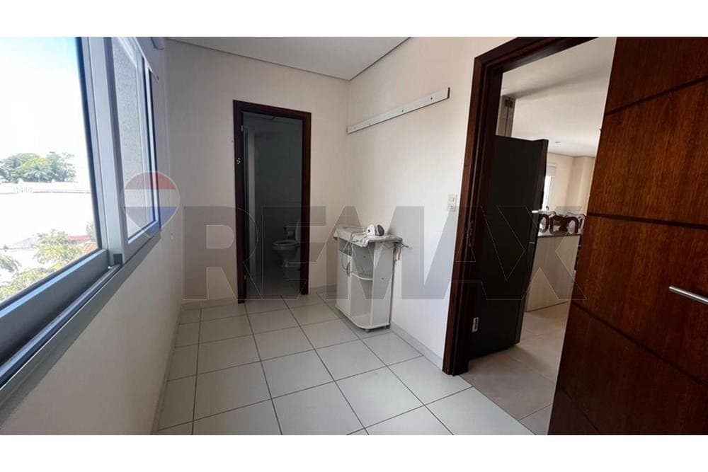 Departamento - Alquiler - Las Lomas (Carmelitas), Asunción, Paraguay — foto 4