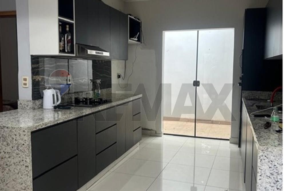 Casa + Departamento Independiente Genera Ingresos, foto 4