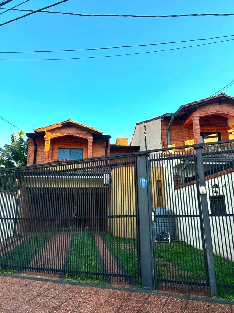 Vendo duplex en Fernando de la Mora zona norte