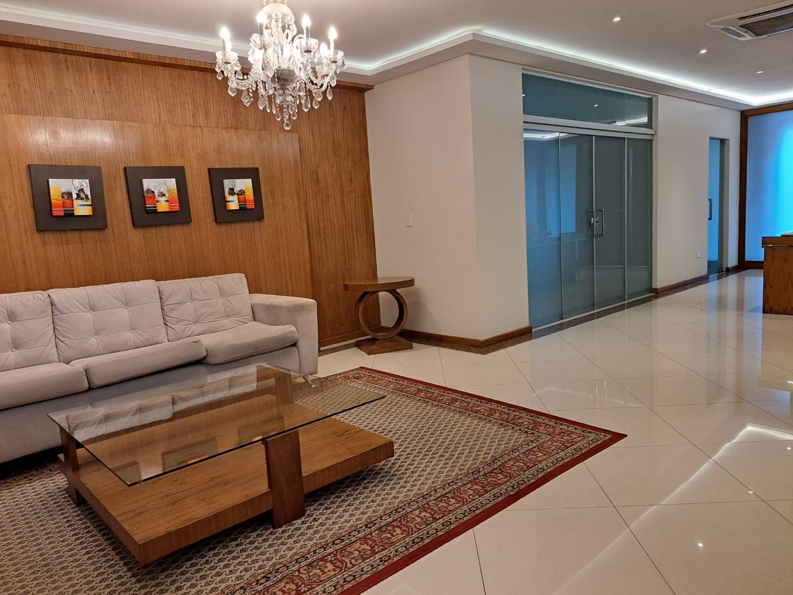 Lujoso departamento en Villa Morra — foto 5