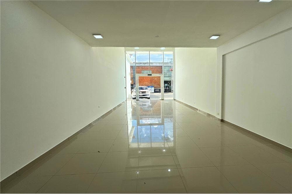 local comercial en Asunción - Barrio Ycuá Satí, foto 3