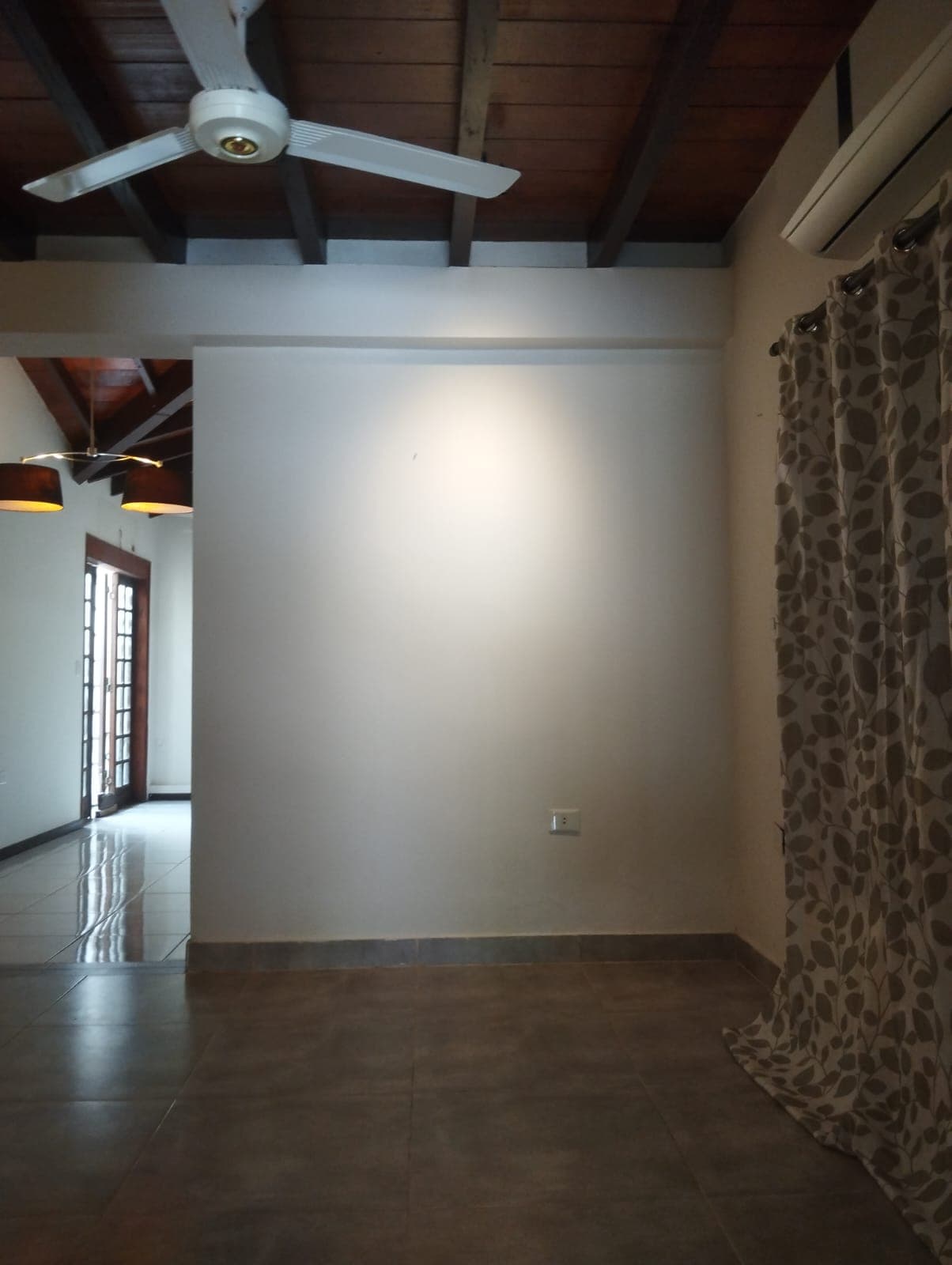 Oficina a media cuadra de la av. Carlos antonio lopez — foto 5