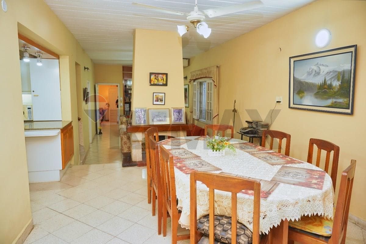 Casa de 5 Hab. con Dos Departamentos Independientes en Ciudad Nueva — foto 4