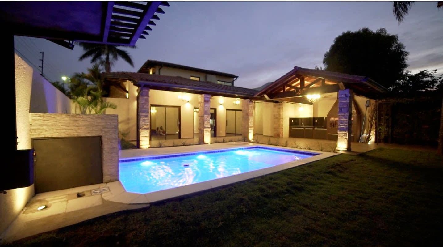 Exclusiva residencia en venta – Fernando de la Mora zona norte