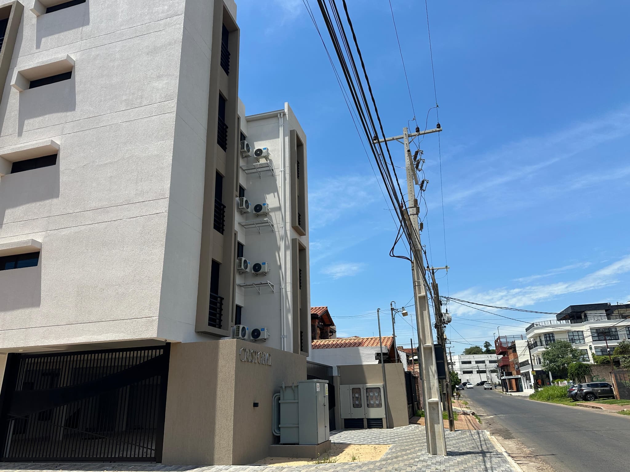 Alquiló Departamento a Estrenar en Fernando de la Mora, foto 2