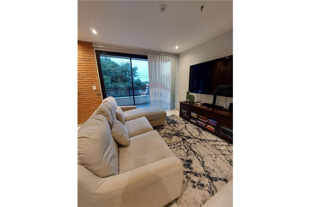 Amplio departamento en barrio los laureles, foto 3