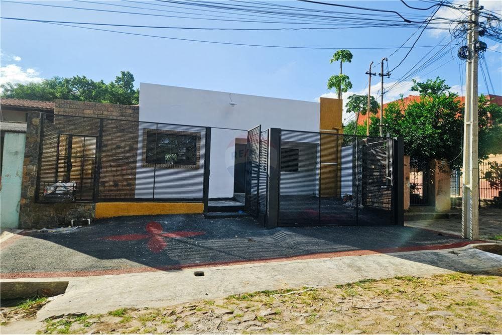 Casa en Alquiler – Excelente Ubicación en Lambaré