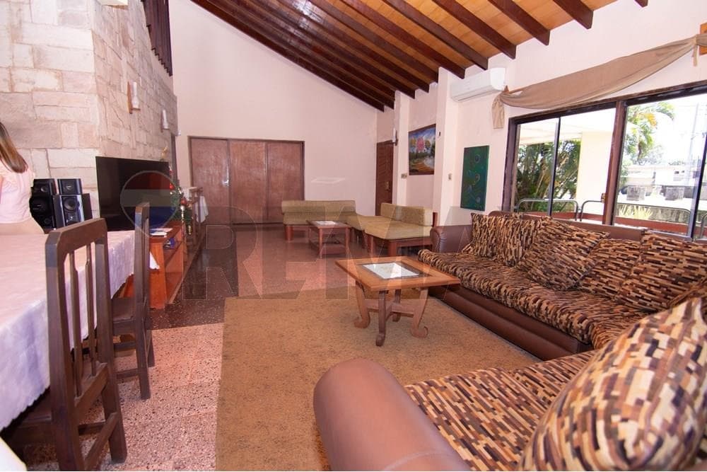 Casa - Venta - Villa Elisa, Paraguay — foto 5