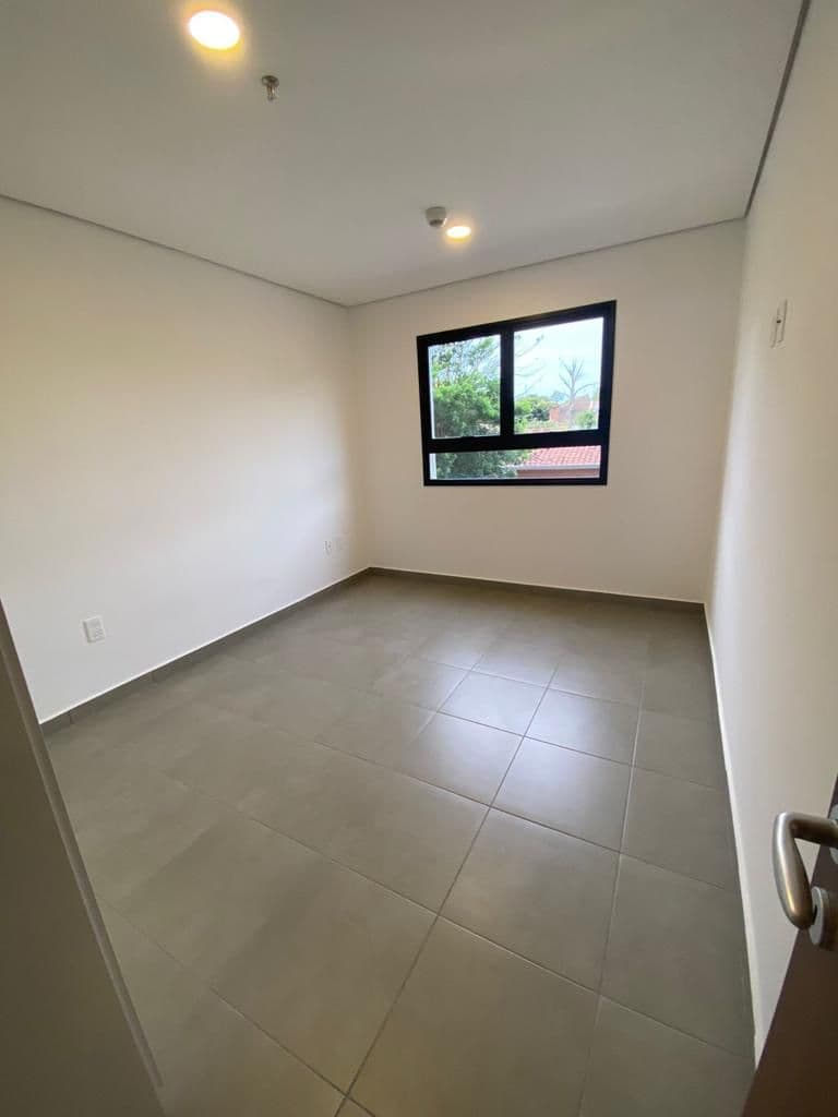 Exclusivo Departamento de 1 Dormitorio en el Corazón de Molas López y Aviadores del Chaco: ¡Inversión Inteligente y Estilo de Vida Urbano! — foto 3