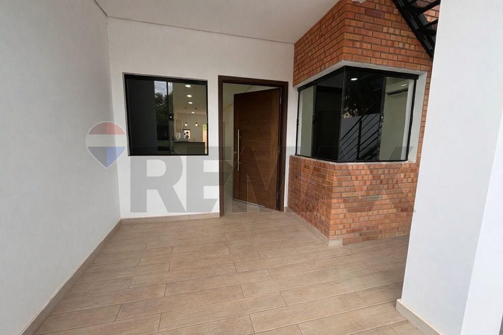 Departamento - Alquiler - Luque, Central, Paraguay — foto 4