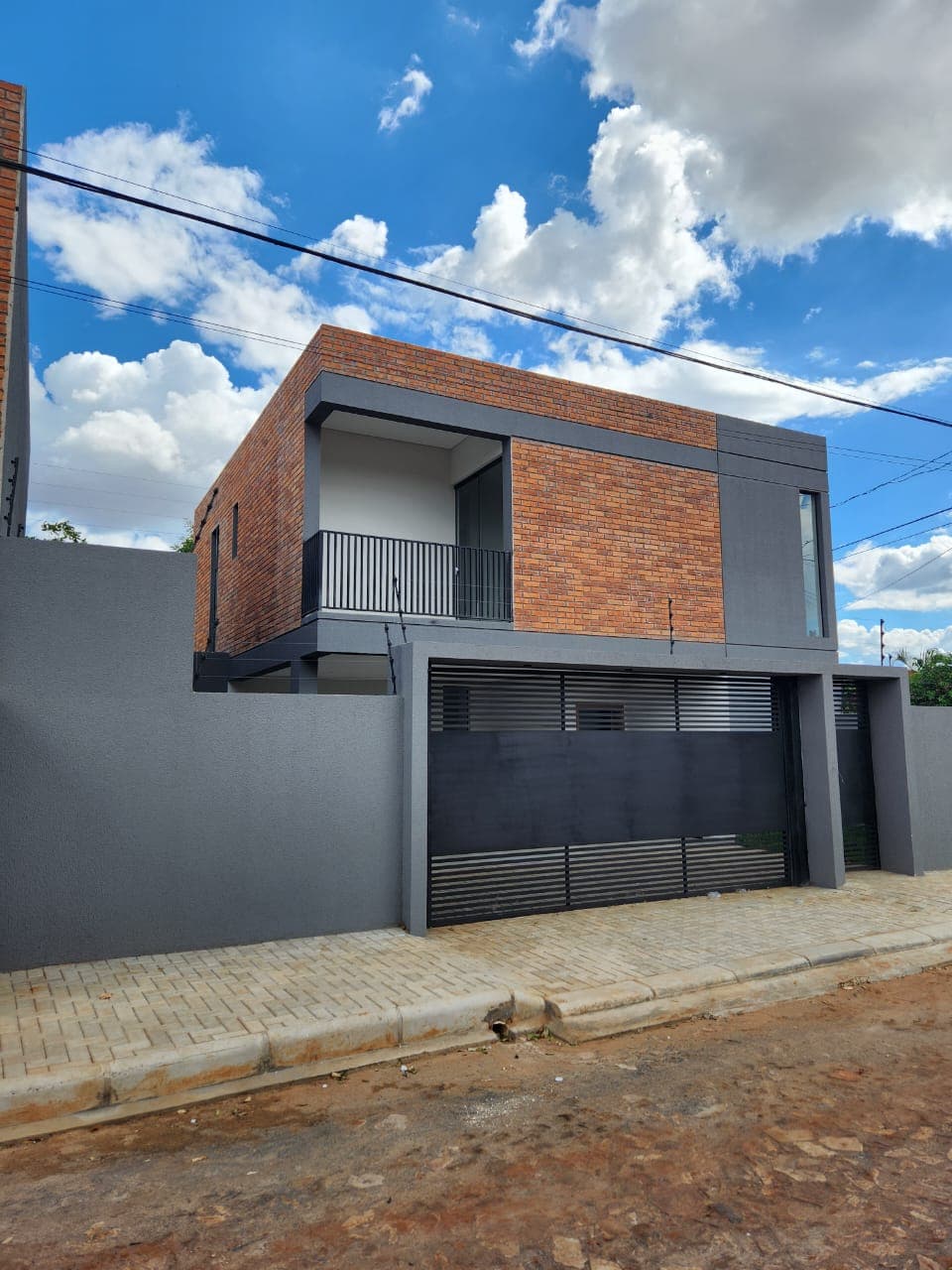 Remato Duplex En Luque Zona Jardin De Oro Cod. Ram