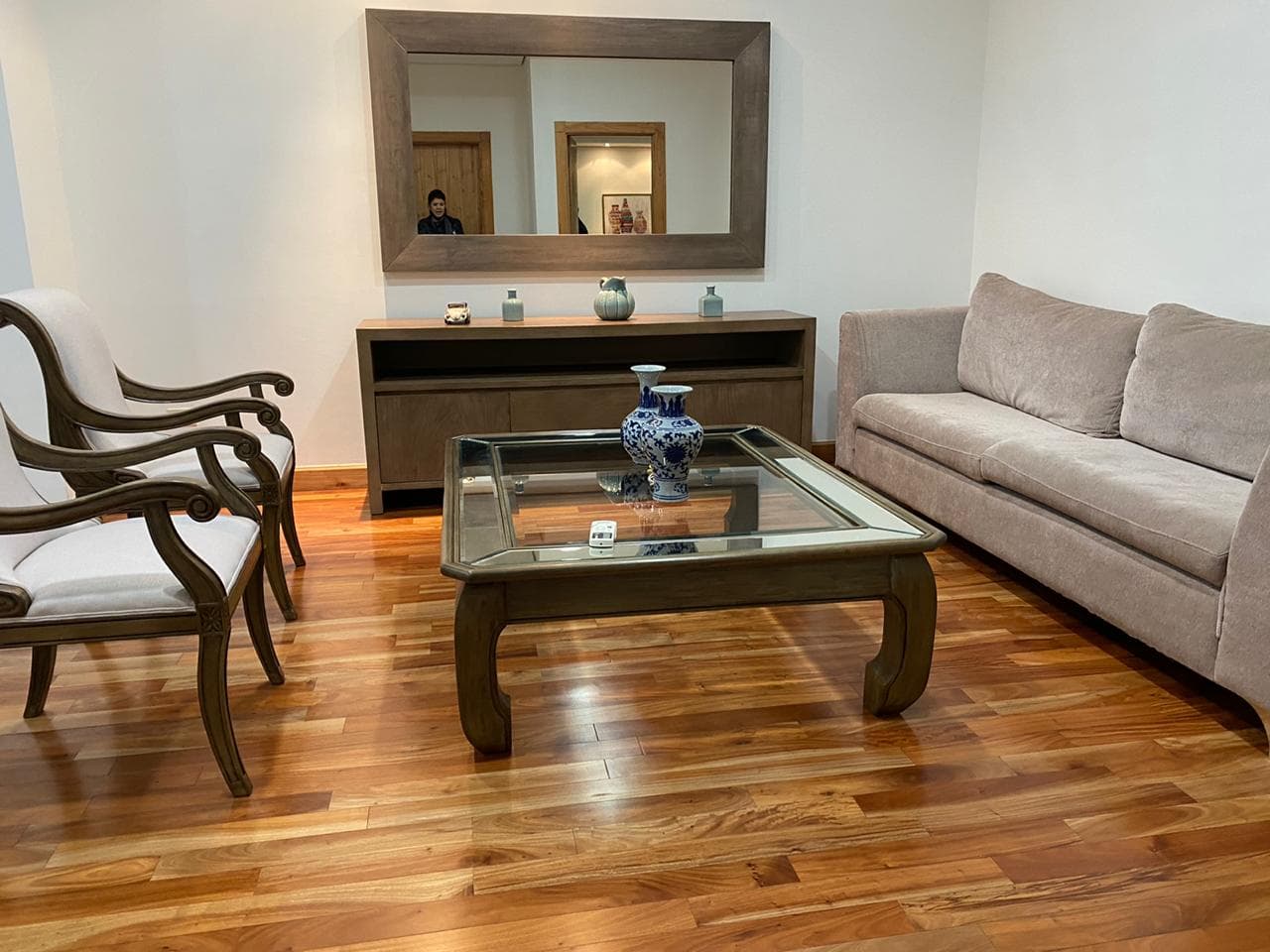 Amplío Dpto De 4 Habitaciones Amoblado Zona Paseo Galería, foto 3