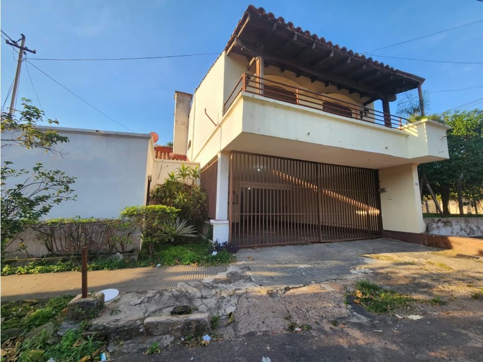 Casa a refaccionar en Recoleta a precio de terreno — foto principal