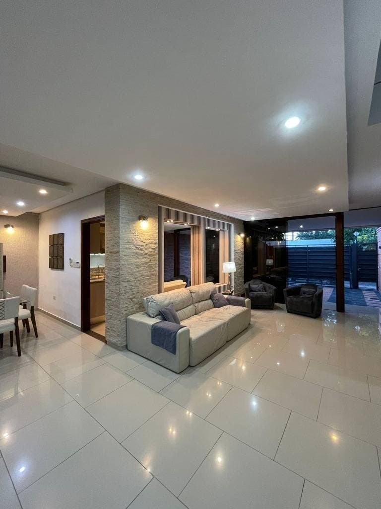 En alquiler amplio duplex con piscina amoblado los laureles, foto 3