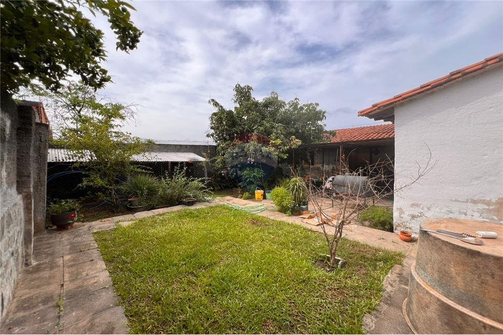 Vendo casa en Mariano Roque Alonso
