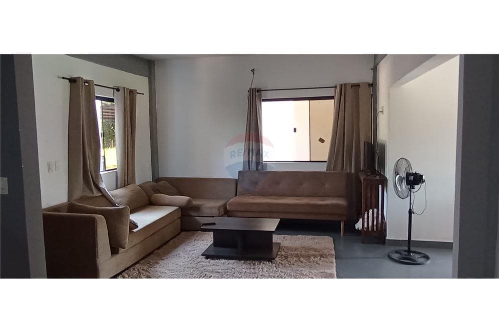 Hermosa casa con piscina en Luque!!, foto 3