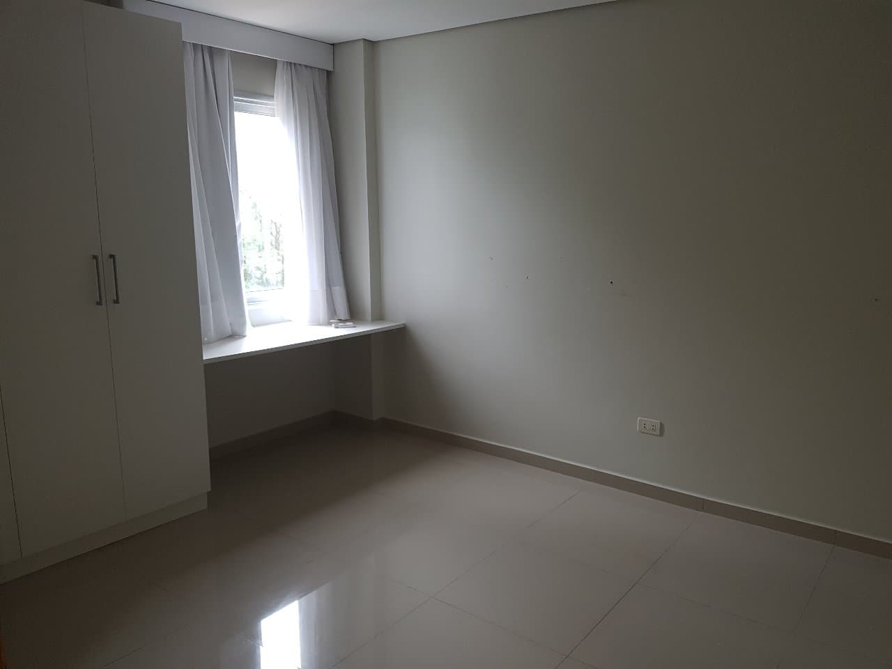 Alquiló Dpto Zona CPJ, foto 3