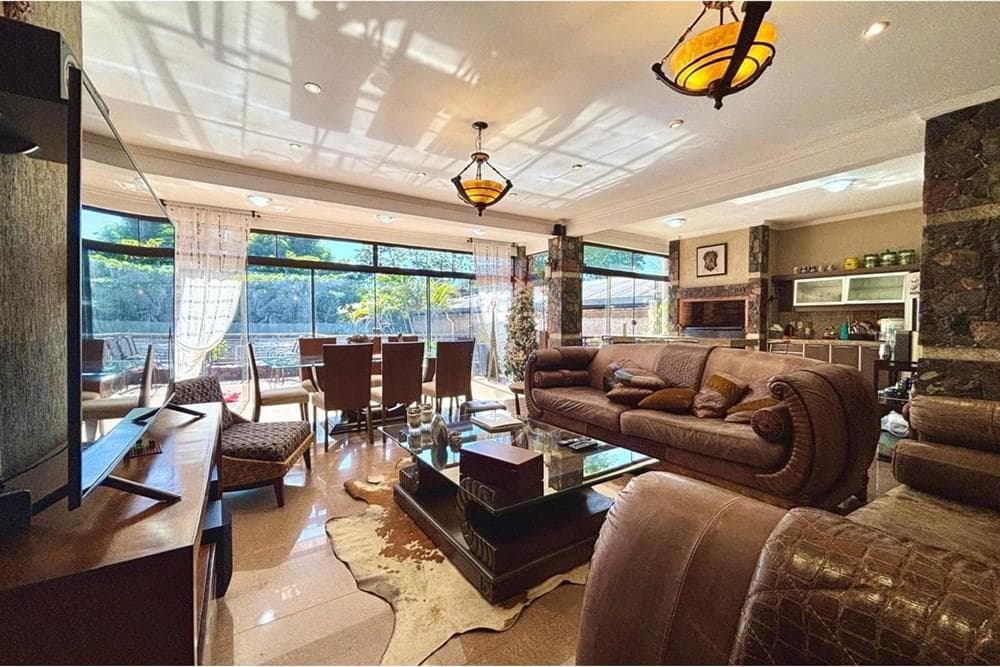 Fina residencia en villa aurelia — foto 3