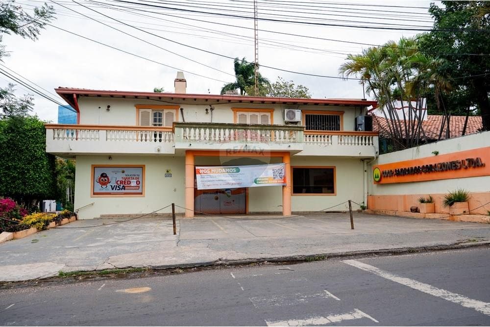 Santísima Trinidad: terreno premium sobre avenida