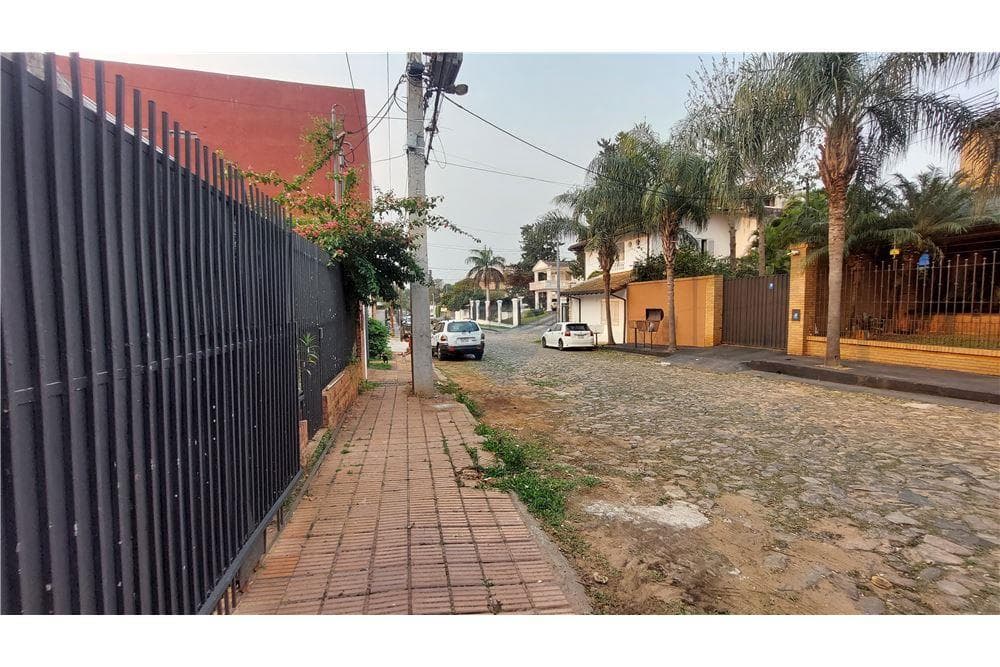 Casa zona identificaciones-bº mcal estigarribi