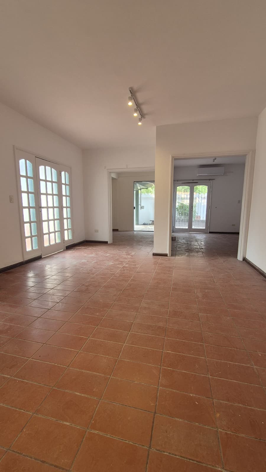 Dúplex en el barrio mcal estigarribia, foto 4