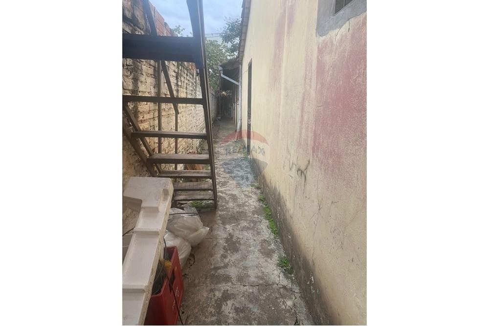 Casa a demoler en Fernando de la Mora – zona norte, foto 4