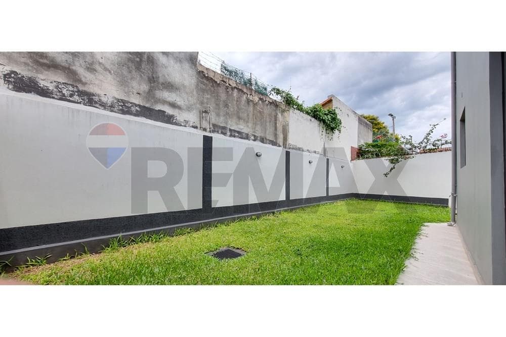 Duplex A estrenar en Lambaré zona canal 13, foto 5